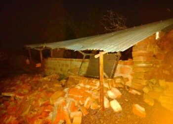 Nature's havoc and sobbing hopes: Orgy of storm and hailstorm in Rudawal, plea for compensation amid the scene of devastation.