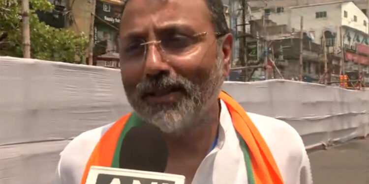 New twist on Pakistan's threat; Nishikant Dubey's claim- 'Statement given at the behest of TMC'