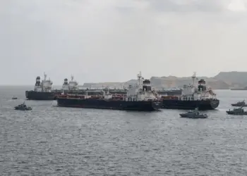News of Indian ships being caught in Strait of Hormuz, Indian Government told what is the real truth
