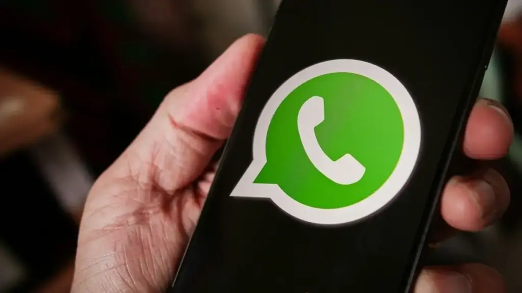 Now WhatsApp will be useful not only for chatting but also for mobile recharge! Aag Gaya's explosive feature, know how to use it