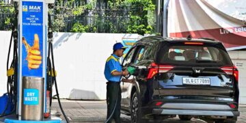 Petrol and diesel prices did not increase, government called social media news misleading
