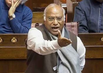 Political battle on women's reservation, Kharge alleges - 'Government wants to change the structure of the Constitution'
