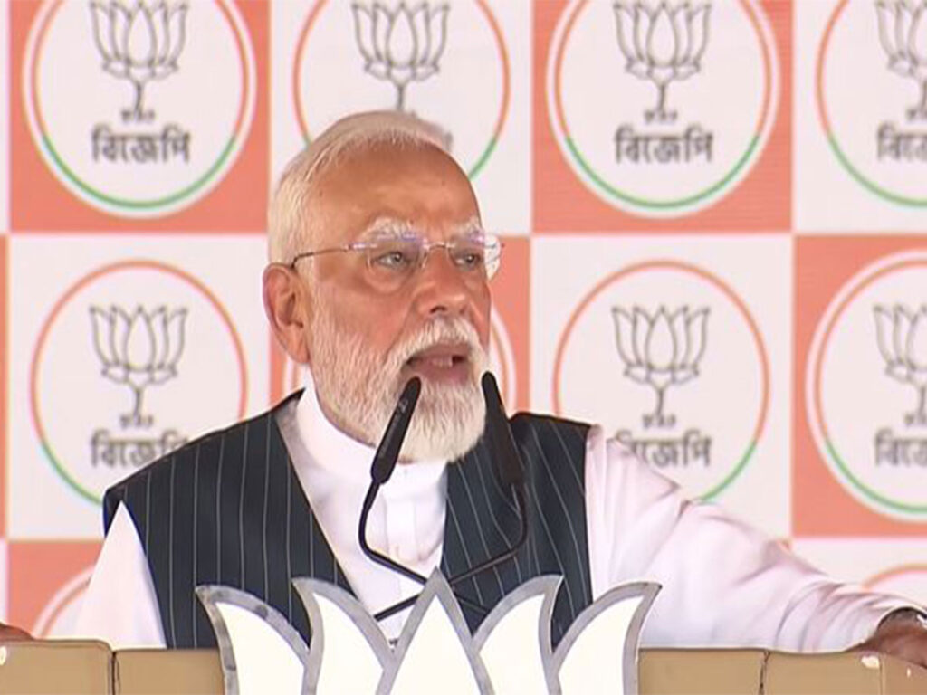 Prime Minister Modi's attack in Bengal rally, said- 'TMC betrayed women's reservation'