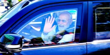 Prime Minister Modi's road show in Kanyakumari today before Tamil Nadu elections