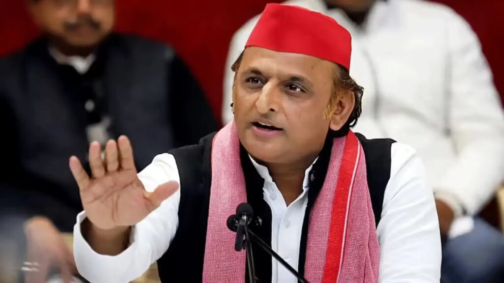 'Promise of 300 units of free electricity and 40 thousand pension to women...' Rain of big promises before the elections, Akhilesh Yadav made a big announcement