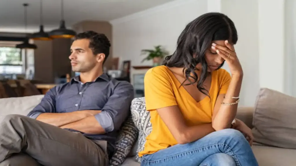 Relationship Tips: Never share these 5 secrets of your partner with the family, otherwise there can be a big rift in the relationship.