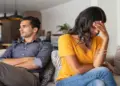 Relationship Tips: Never share these 5 secrets of your partner with the family, otherwise there can be a big rift in the relationship.