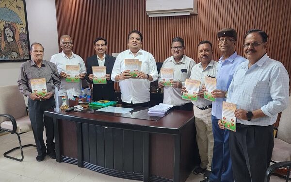 Release of Paliwal Disha Patrika: IAS L.N. Minister remembered the glorious history of the society from Kuldhara to Pali.