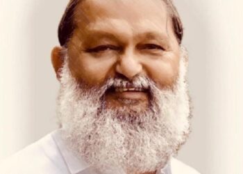 Relief after checking work slip in Labor Department, ID of valid workers will be activated soon: Anil Vij
