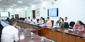 Senior Citizen Pilgrimage Scheme - Portal will soon open for online application, Devasthan Minister gave instructions in the Yatra Steering Committee meeting