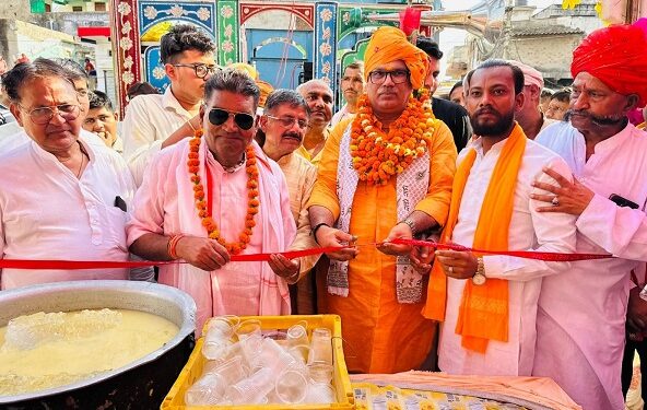 Shri Hanuman Janmotsav: Minister of State for Home Jawahar Singh Bedham engrossed in the confluence of faith, joy and devotion.