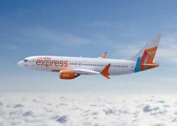 Smoke billows from Delhi bound Air India Express flight, emergency landing in Lucknow