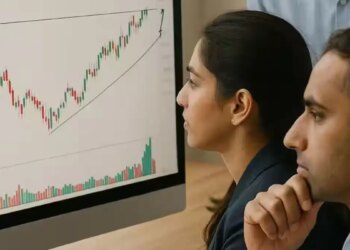Stock Market Closing: Selling dominated on monthly expiry, Nifty fell 80 points, Sensex closed falling 416 points.