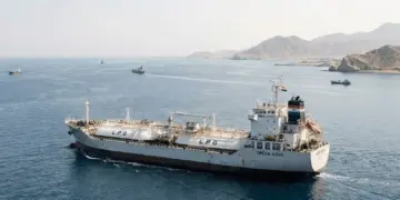 Strait of Hormuz: Indian tanker Green Asha crossed the sea route safely, Iran gave special permission.
