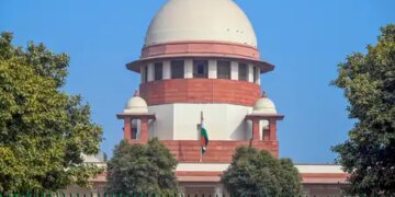 Supreme Court warns of contempt if minor disobeys abortion order