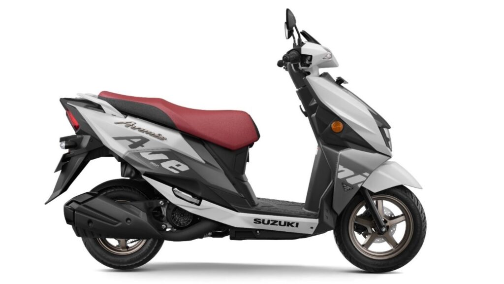 Suzuki Avenis