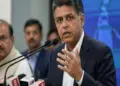 There is a huge shortage of oil in India due to the closure of Strait of Hormuz, Congress MP Manish Tewari sought answers from the government, new update came out.