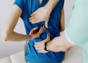 There is stiffness in the body as soon as you wake up in the morning, you will get relief from Aamvatari Vati.