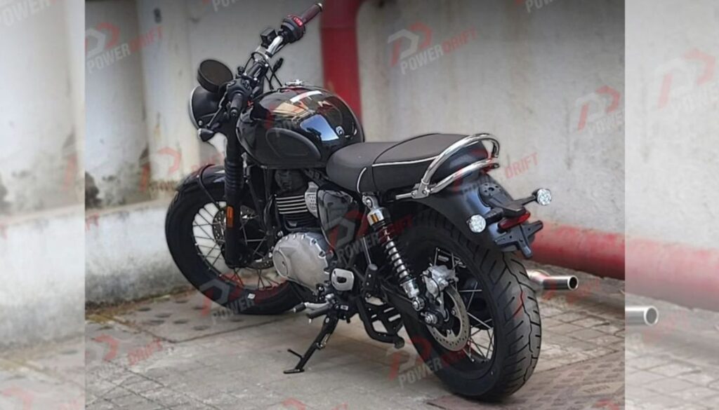 Triumph-Bonneville-400-Spied-India