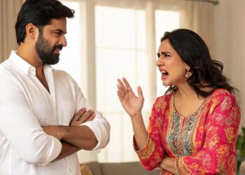 Vastu Tips: Are disputes and discord increasing in the house? Remove these things from the bedroom immediately, the sweetness of love will dissolve in relationships.