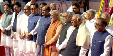 अंबेडकर जयंती पर संसद परिसर में उपराष्ट्रपति राधाकृष्णन और पीएम मोदी ने अर्पित की पुष्पांजलि