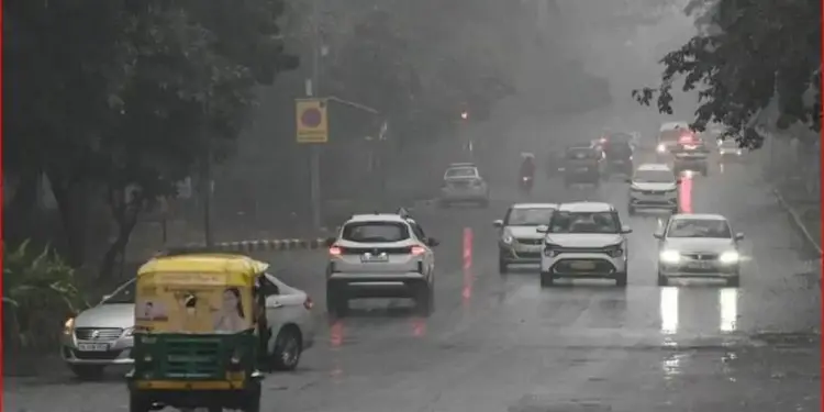Weather changed in North India, rain and storm alert issued in many states