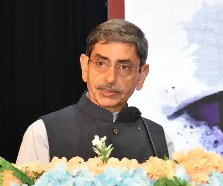 पश्चिम बंगाल: राज्यपाल ने निष्पक्ष और भयमुक्त विधानसभा चुनाव के लिए जारी किया हेल्पलाइन नंबर