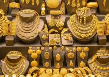 What is the right way to buy gold? Showroom, bank or mobile app - where to get the cheapest and safest gold