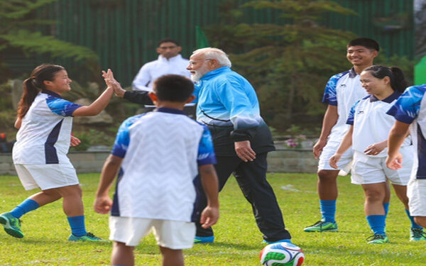 'You should prepare with the aim of playing Olympics,' PM Modi gave the mantra of hard work to young players
