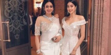 ≡ 10 Bollywood Actresses Who Are Attractive Carbon Copies of Their Mothers 》 Her Beauty