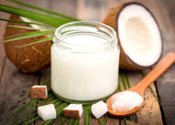 ≡ 6 Best Oils for Hair Health 》 Her Beauty
