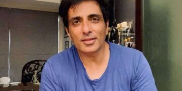 ≡ 6 Bollywood celebrities who lent a helping hand during the Covid-19 pandemic ➤ Brain Berries