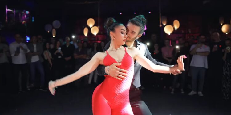 ≡ Has Bachata dance become more exciting than ever? Know its whole truth! 》Her Beauty