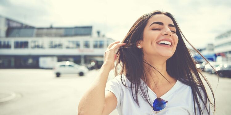 ≡ How flaxseed and aloe vera are beneficial for hair 》 Her Beauty