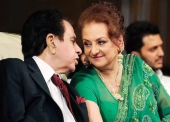 ≡ Saira Banu's heart-touching journey - love with Dilip Kumar and decision to stay away from the film industry! 》Her Beauty