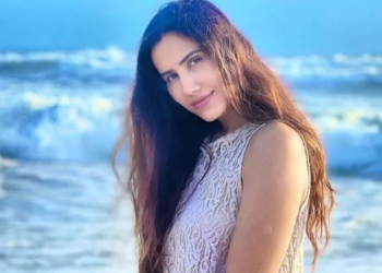 ≡ Sonali Segal's morning routine and mysterious '100 Splash Technique' 》 Her Beauty