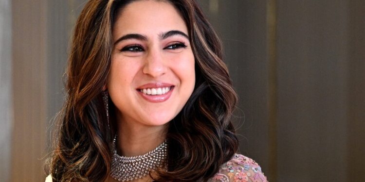 ≡ The unseen world of Sara Ali Khan - 5 interesting facts that you probably don't know 》 Her Beauty
