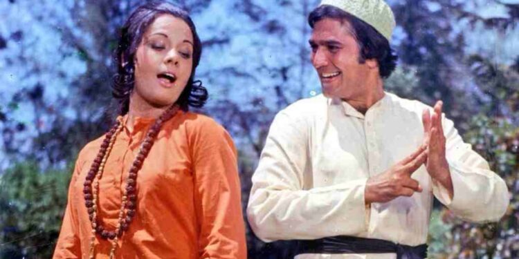 ≡ When ten thousand women used to gather outside Rajesh Khanna's bungalow, they were jealous of Mumtaz - The untold story of one superstar, one love and millions of crazy people ➤ Brain Berries