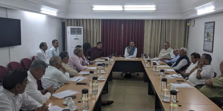 A special center will be set up to provide technical assistance and research material to the committees: Harvinder Kalyan