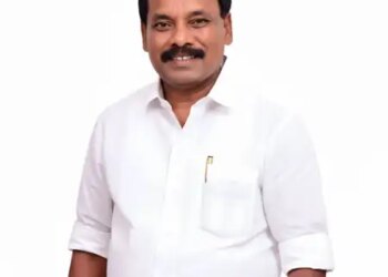 AIADMK leader Dhanapal demands CBI inquiry into resignation of four MLAs