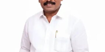 AIADMK leader Dhanapal demands CBI inquiry into resignation of four MLAs