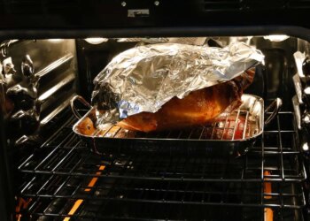 Aluminum Foil In Oven: How safe is it to use foil in the oven? Know what experts say