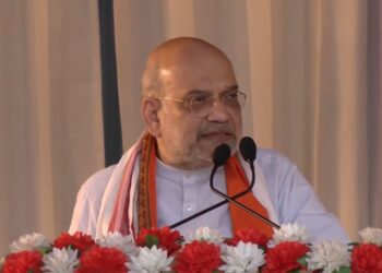 'Assam belongs to India and will always remain', Amit Shah lashed out at Congress by referring to Nehru's 1962 statement.