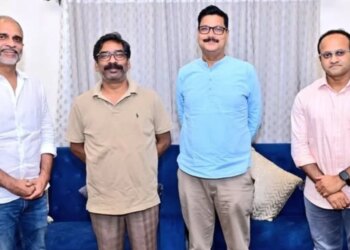 Azim Premji Foundation CEO Anurag Behar met Chief Minister Hemant Soren