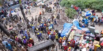 Bandra East Railway Station Redevelopment: 85 percent work of removing encroachment completed, 1,200 employees deployed
