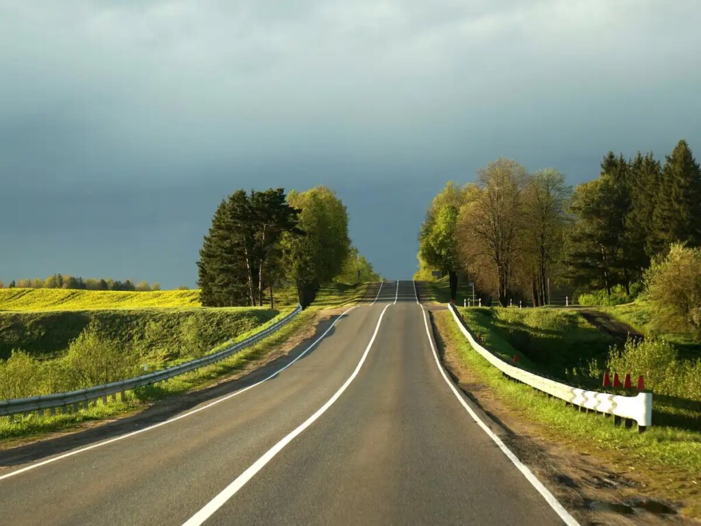 Better road facilities in Ghaziabad: Four more roads will be made ideal in Phase-4 of CM's Green Road Scheme