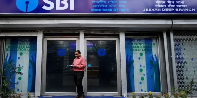 Big shock to SBI customers! Bank will remain closed for 6 days from 23-28 May, see the complete list in advance