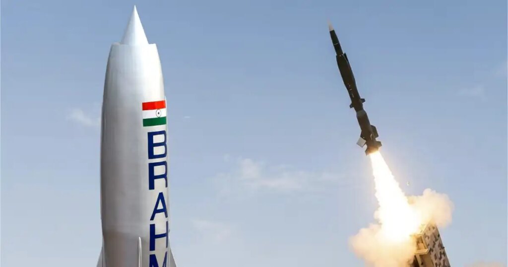 BrahMos VS Fatah 3: Who is more dangerous between India's BrahMos and Pakistan's Fatah-3 missile, understand the complete difference from range to speed.