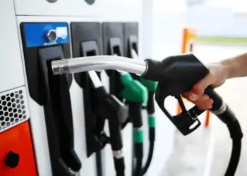 Breaking News: Shock to the common man! Petrol becomes costlier by 87 paise and diesel by 91 paise for the third time in 9 days, know the latest prices of your city