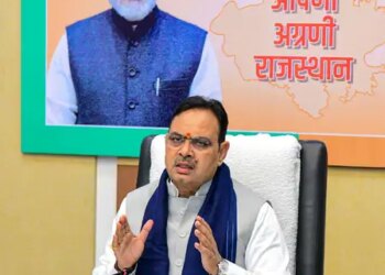 CM Bhajanlal Sharma visited 'Rajasthan Sampark Helpline', listened to public complaints